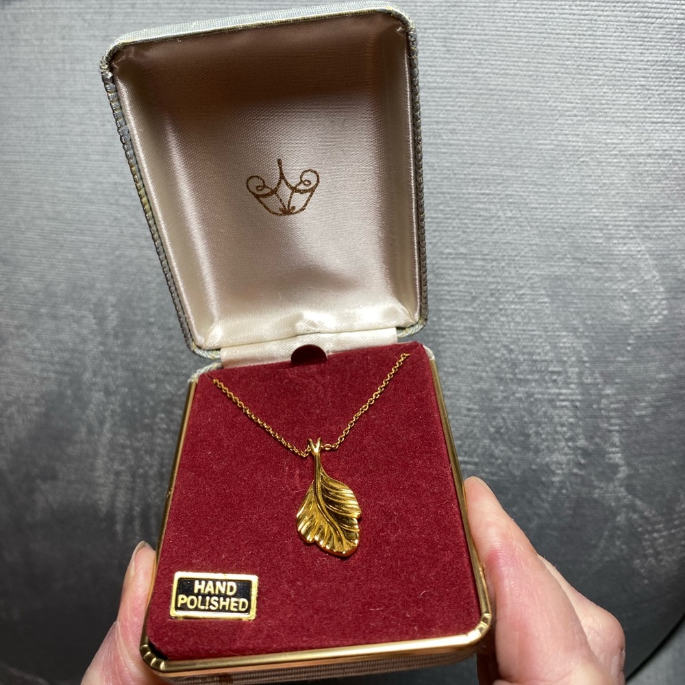 Hand painted gold, leaf pendant, vintage necklace, original box,9”,crown brand